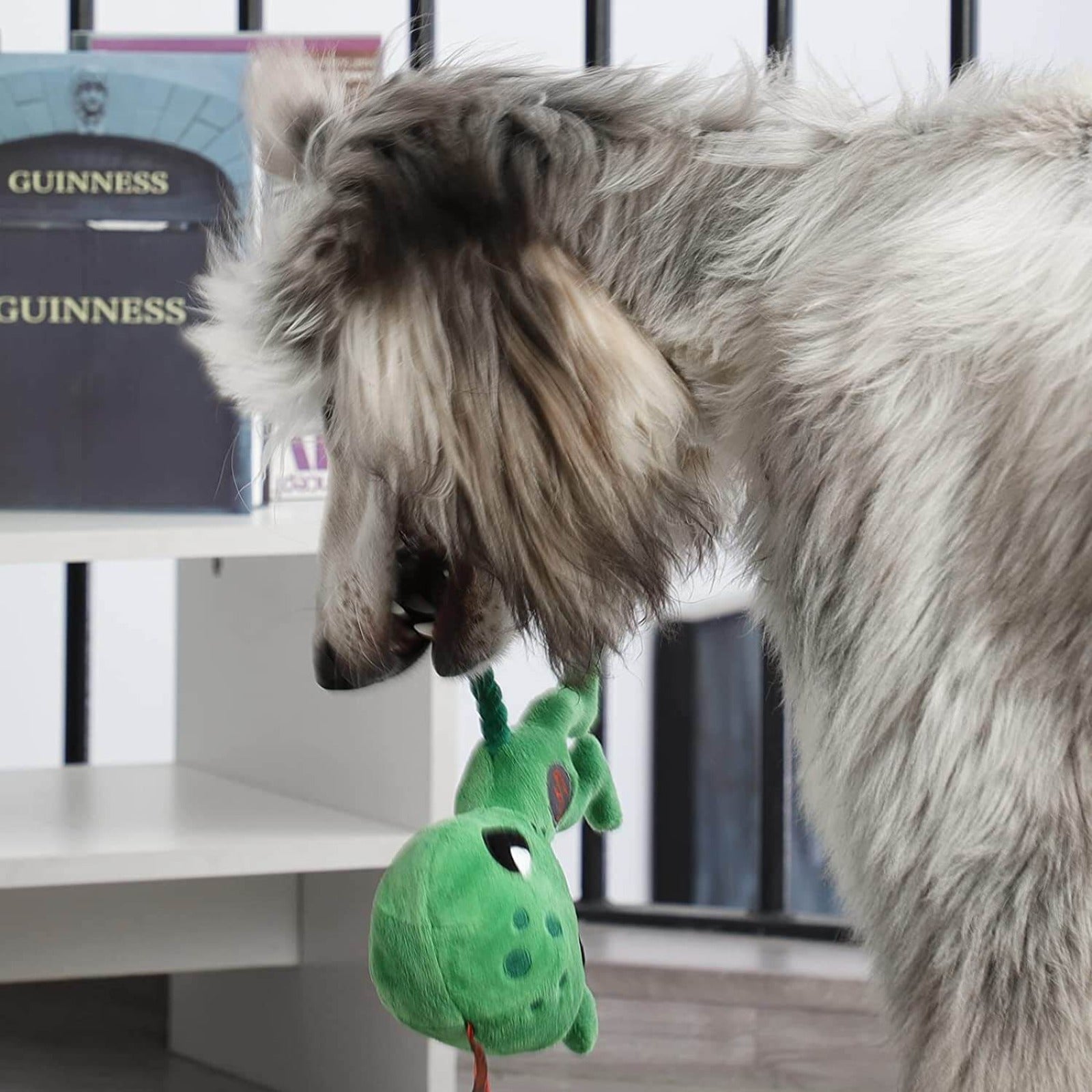 LaiFug Squeaky Alien Toy